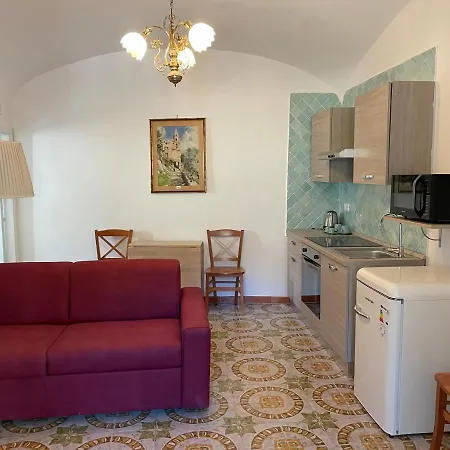 Il Gelso Bianco -the White Mulberry Tree